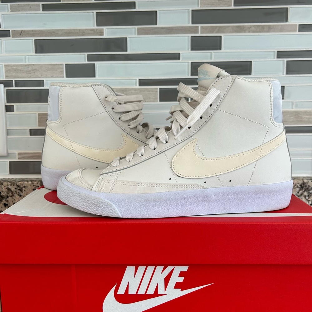 Nike Cream and White Blazer Mid ‘77